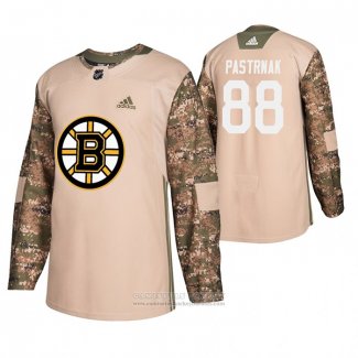 Camiseta Hockey Boston Bruins David Pastrnak Dia De Los Veteranos Camuflaje