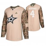 Camiseta Hockey Dallas Stars Miro Heiskanen Dia De Los Veteranos Camuflaje