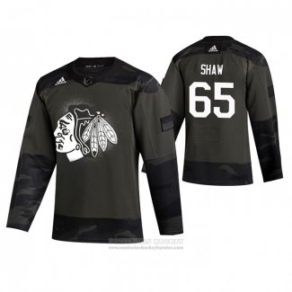 Camiseta Hockey Chicago Blackhawks Andrew Shaw 2019 Dia De Los Veteranos Camuflaje