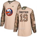 Camiseta Hockey New York Islanders 19 Bryan Trottier Camuflaje Autentico 2017 Dia De Los Veteranos Stitched