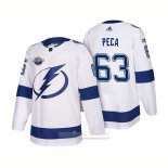 Camiseta Hockey Tampa Bay Lightning 63 Matthew Peca 2018 Blanco